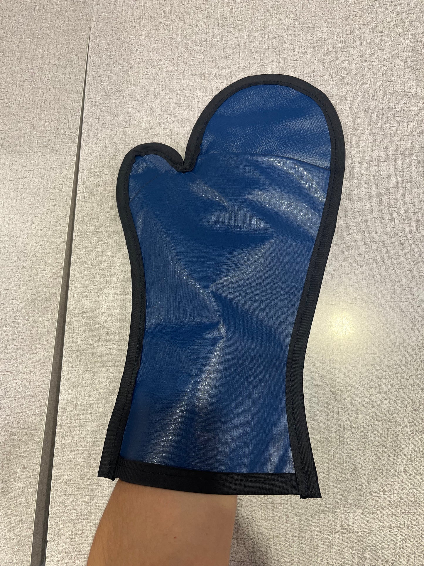 Slitted Mittens